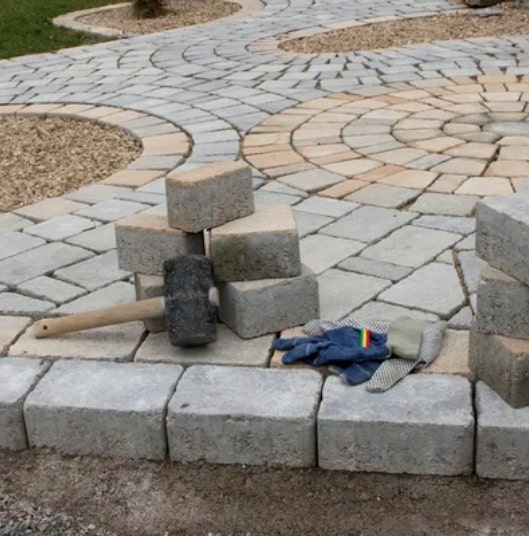 img-featured-hardscaping