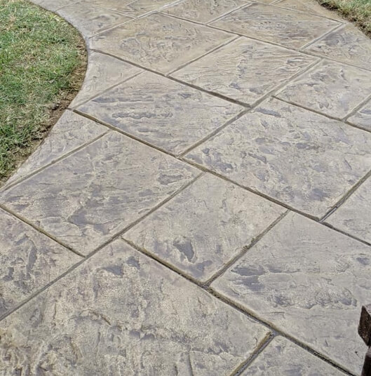 img-featured-walkways-stamped-concrete