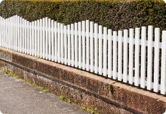 img-fencing-featured-stockade