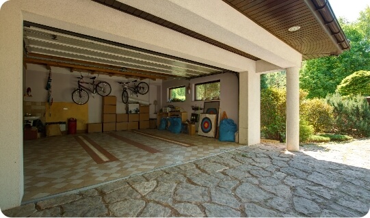 img-garages-featured-storage